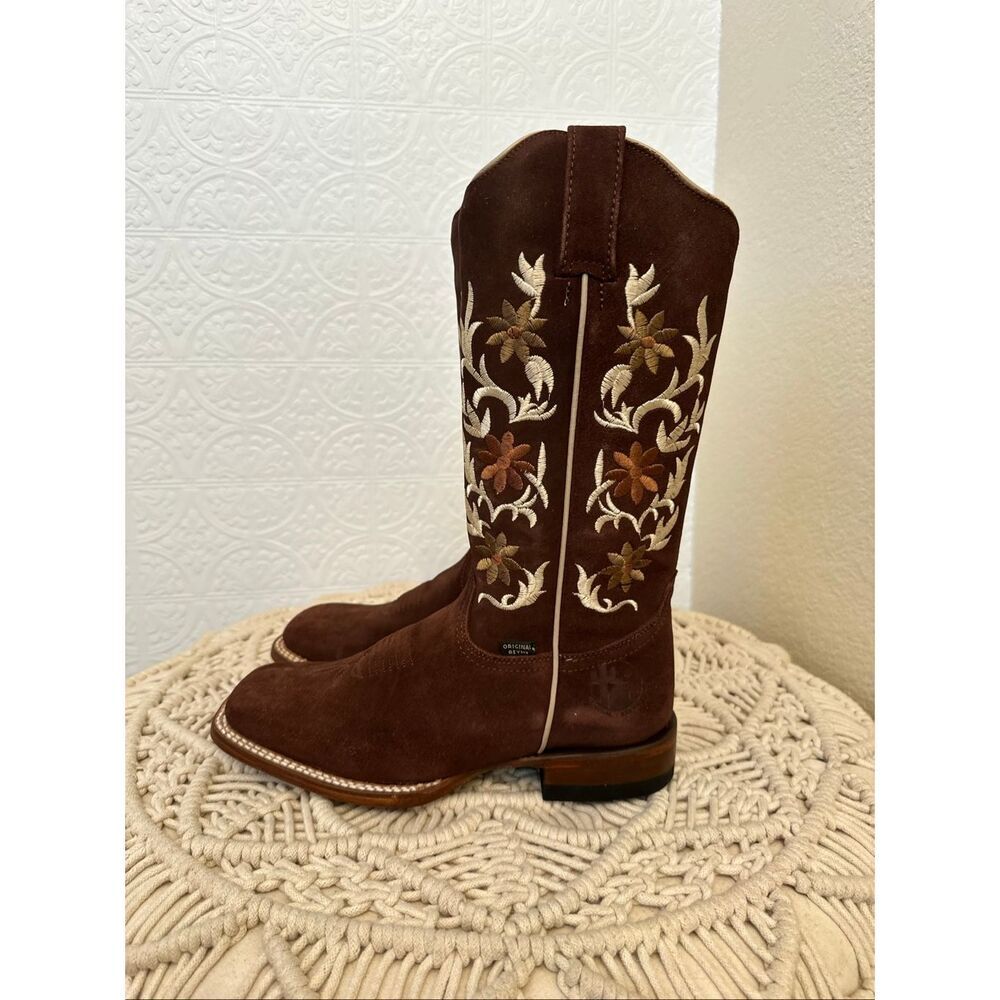 REYME Womens Chocolate Brown Square Toe Boots With Embroidered Flowers Size 7